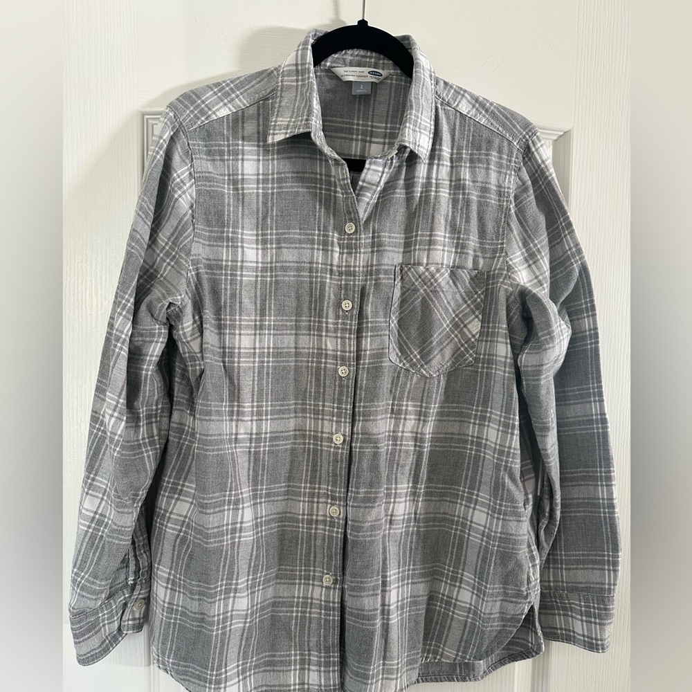 Old Navy Gray and White Women’s Flannel Shirt Size L